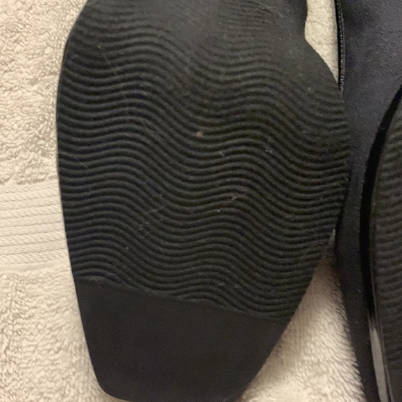 Via Accenti Black Peep Toe Heels, size 10 1/2 W. - Picture 8 of 11